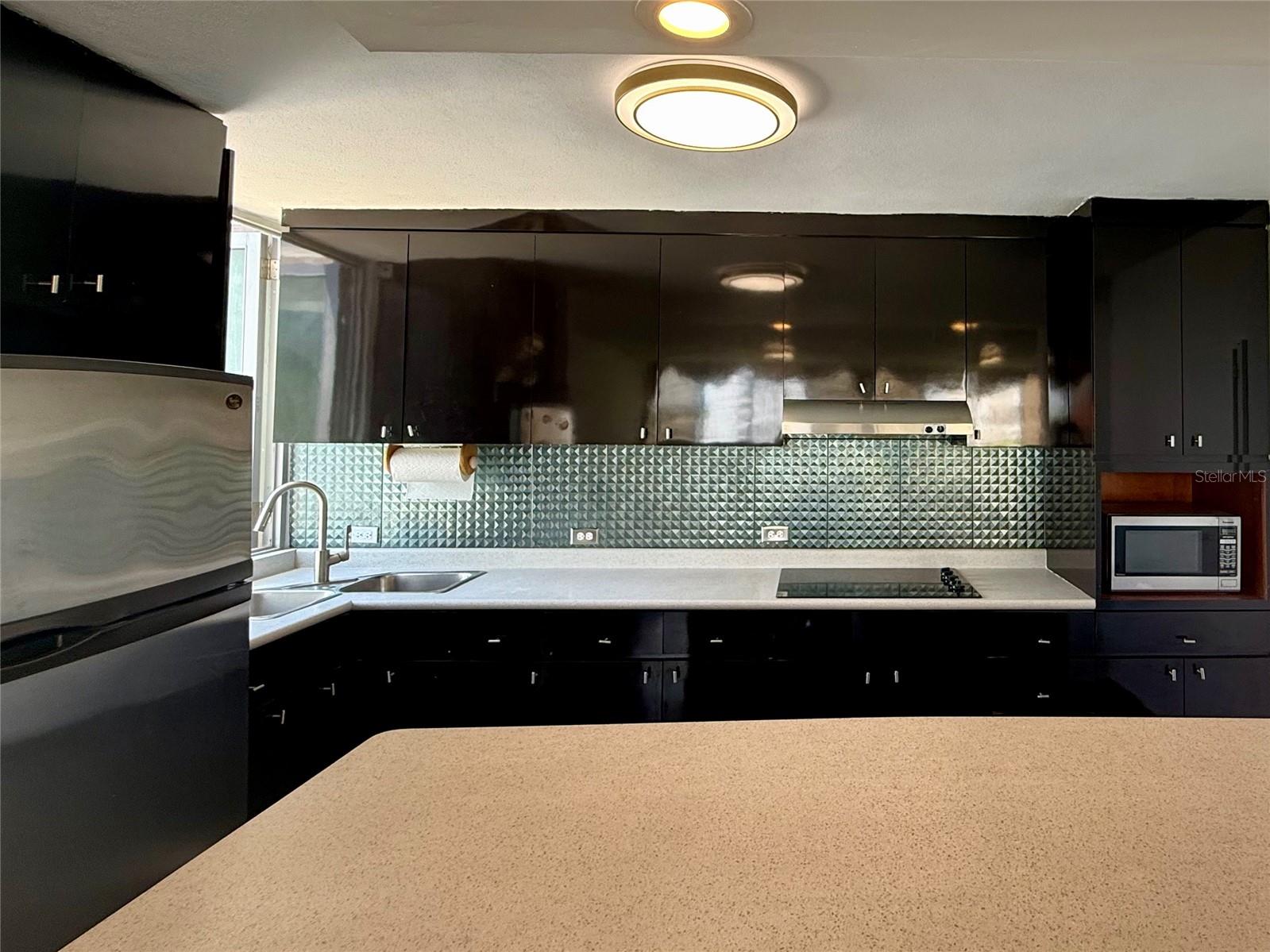 COND. EL GENERALIFE - Residential Lease