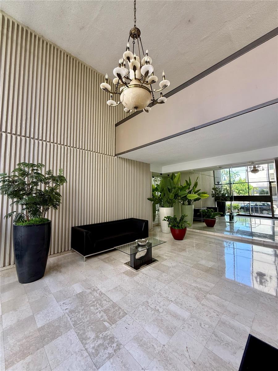 COND. EL GENERALIFE - Residential Lease