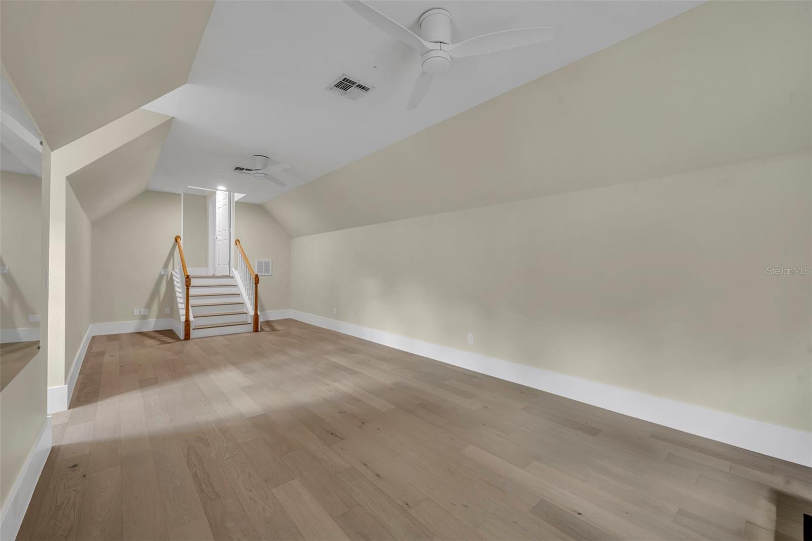 CHANTILLY SUB - Residential Lease