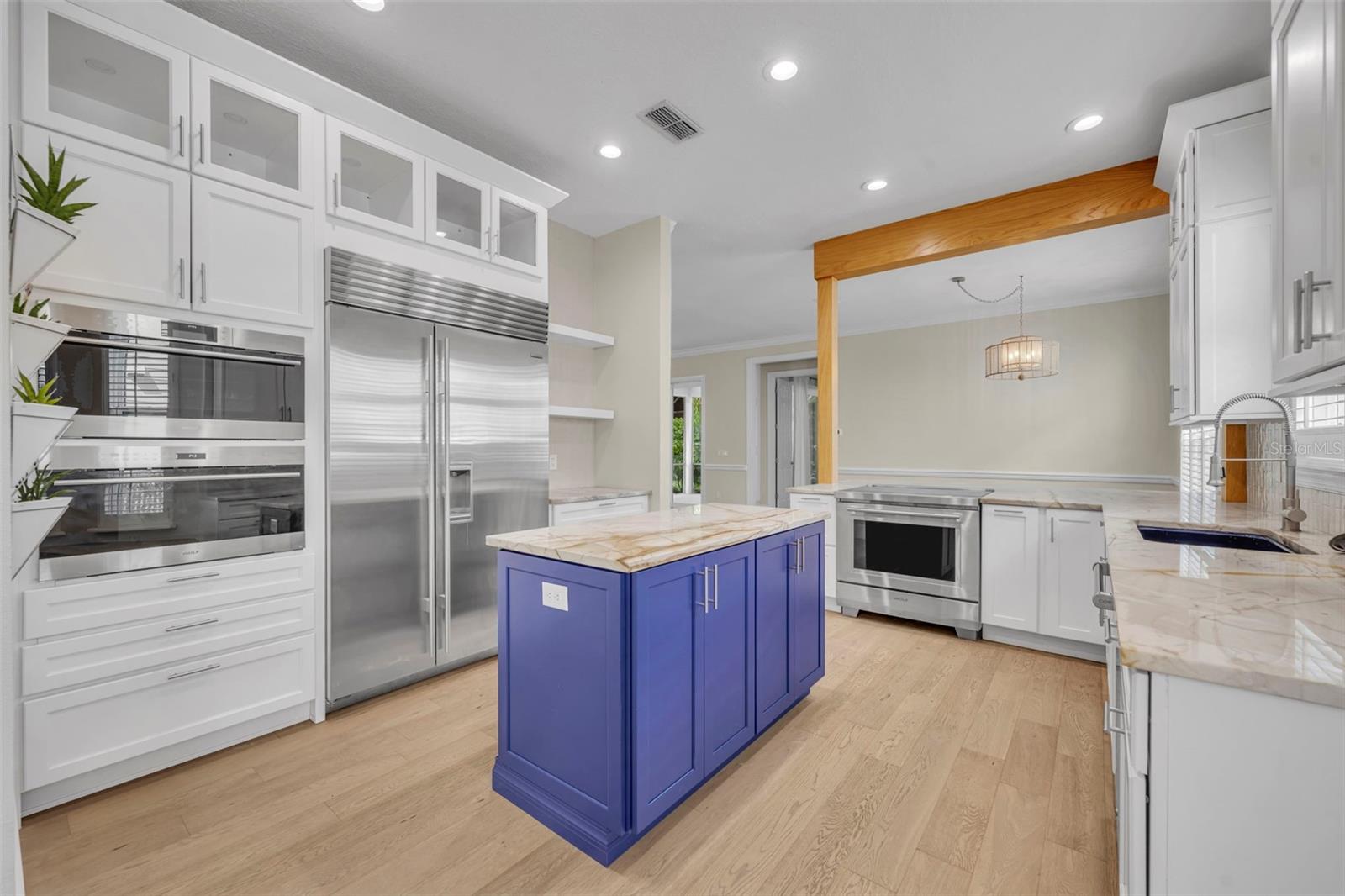 CHANTILLY SUB - Residential Lease