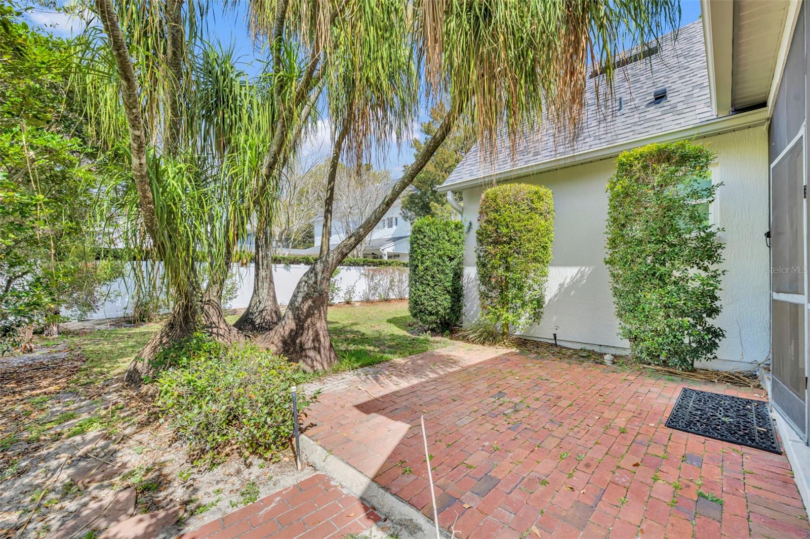 CHANTILLY SUB - Residential Lease