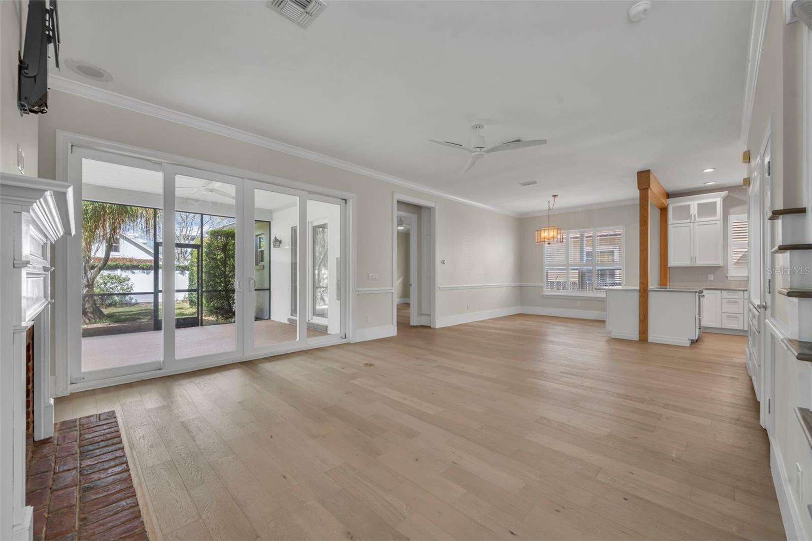 CHANTILLY SUB - Residential Lease