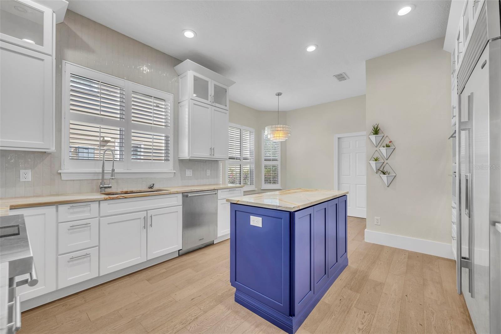 CHANTILLY SUB - Residential Lease