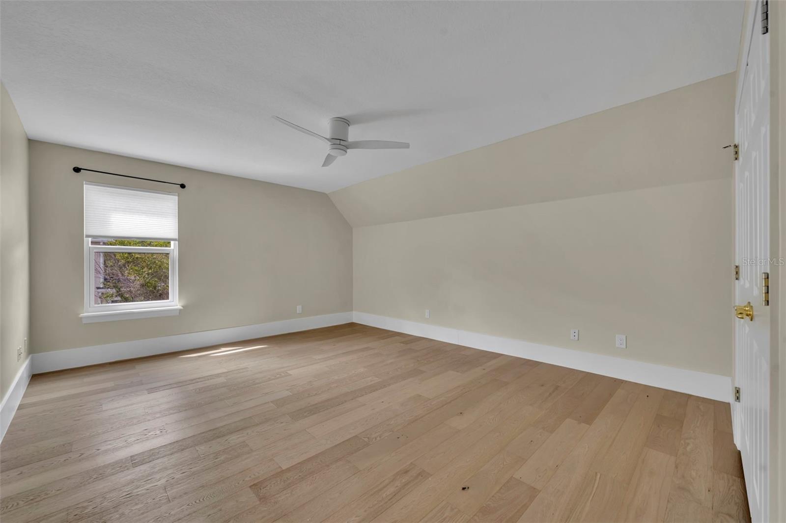 CHANTILLY SUB - Residential Lease