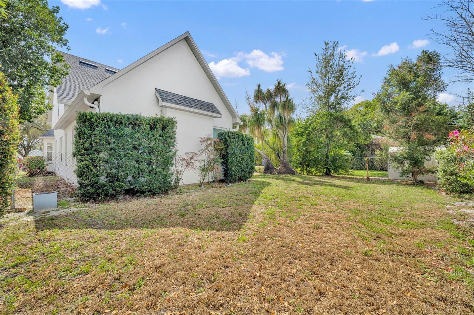 CHANTILLY SUB - Residential Lease