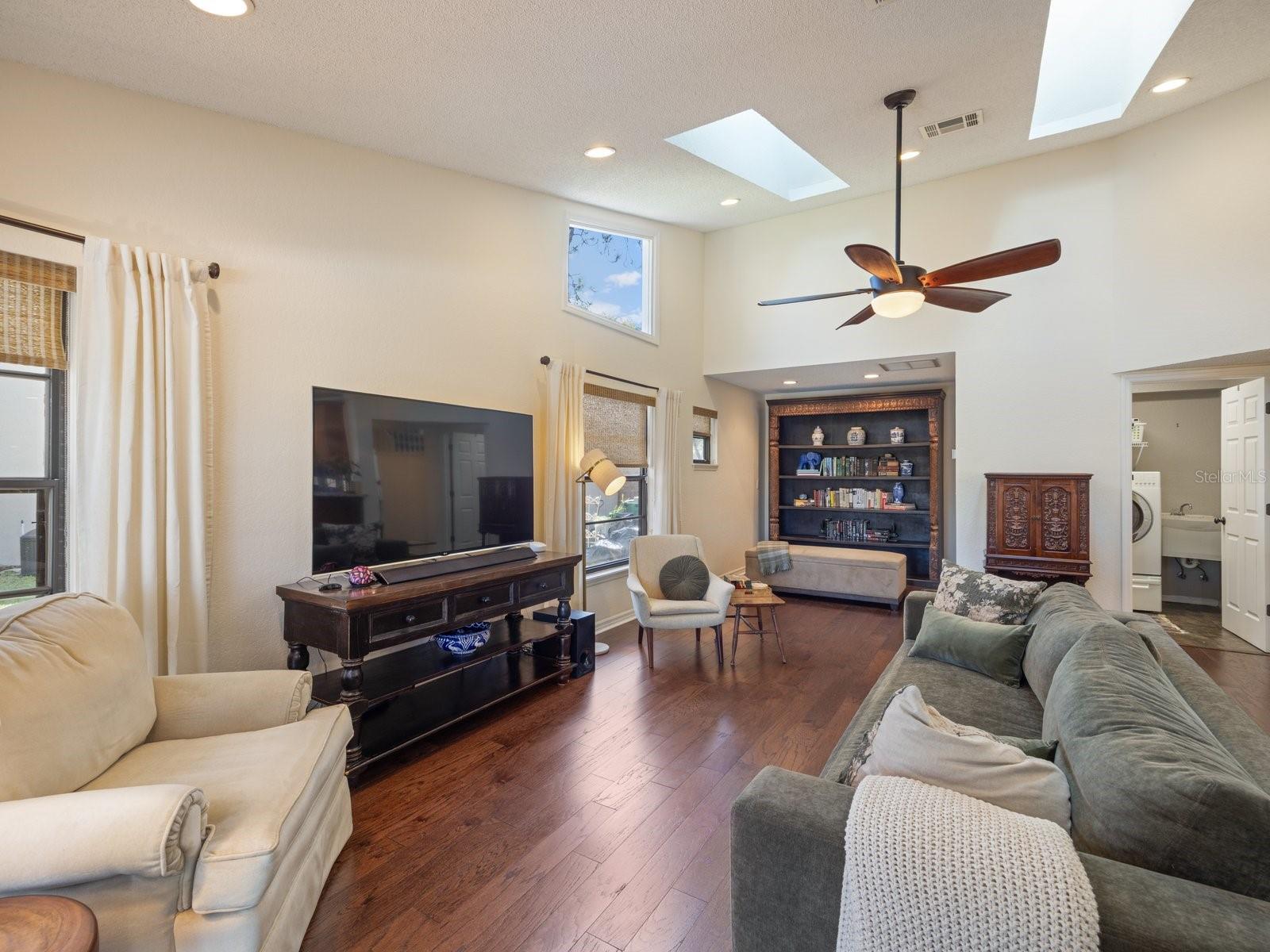 HUNTINGTON TRAILS PH 2 - Residential