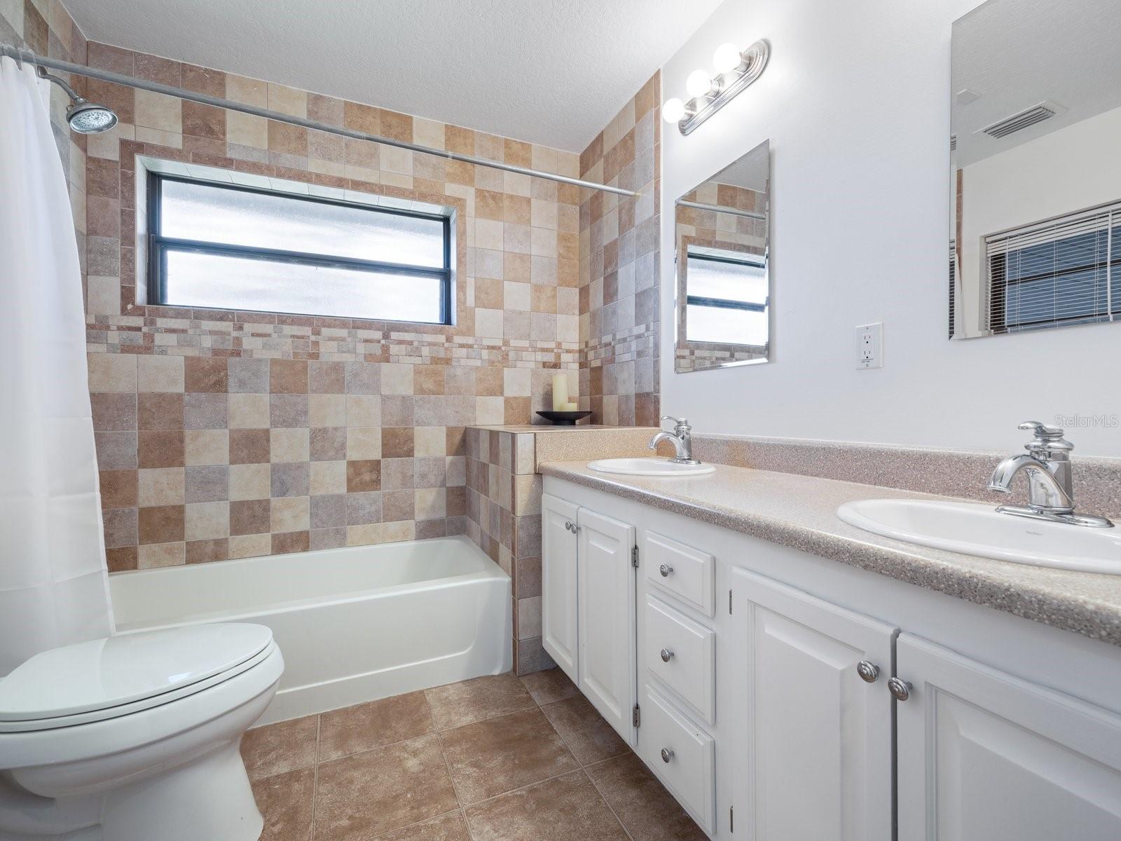 HUNTINGTON TRAILS PH 2 - Residential