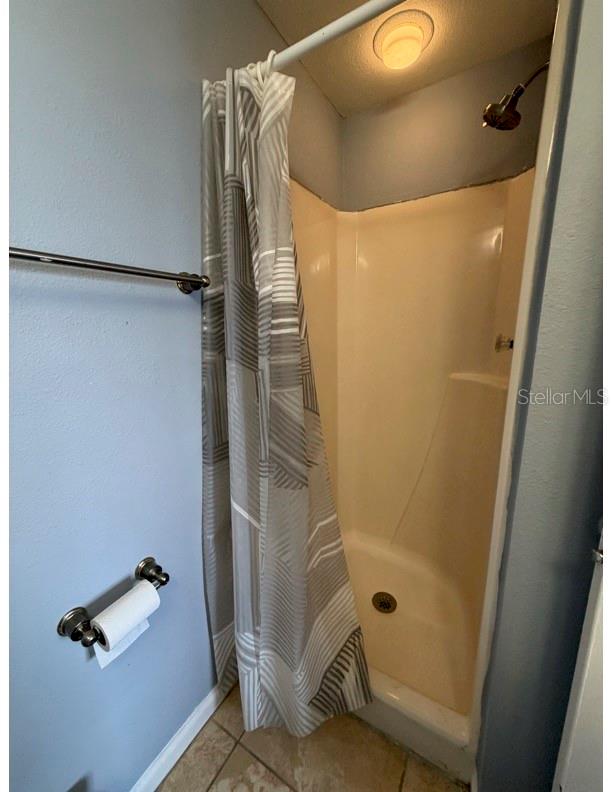 ENCLAVE AT ORLANDO CONDO CB 12/67 UNIT 1903 BLDG 1 - Residential Lease