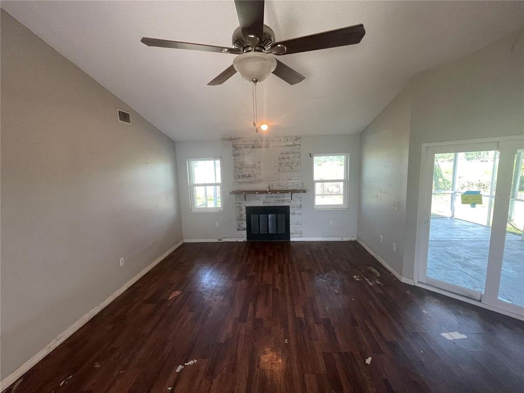 Photo of 3541 65th Avenue Circle E, Sarasota, FL 34243 (MLS # TB8392749)