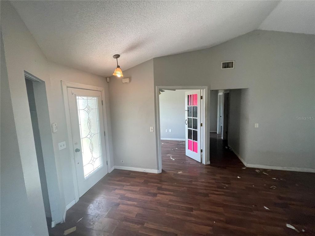 Photo of 3541 65th Avenue Circle E, Sarasota, FL 34243 (MLS # TB8392749)