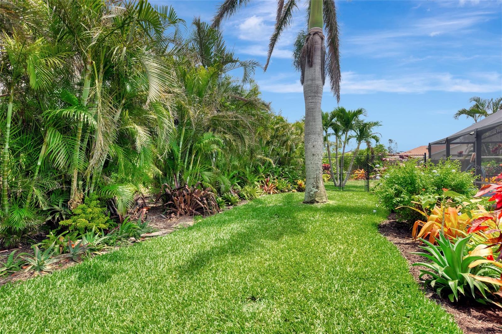 CASA DE MDWS - Residential