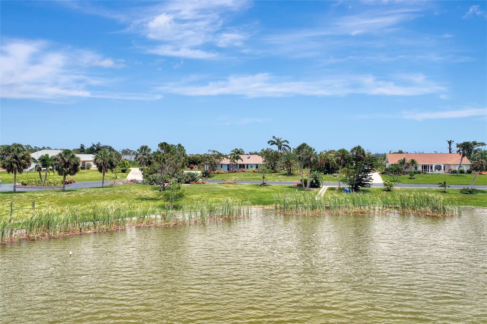 CASA DE MDWS - Residential