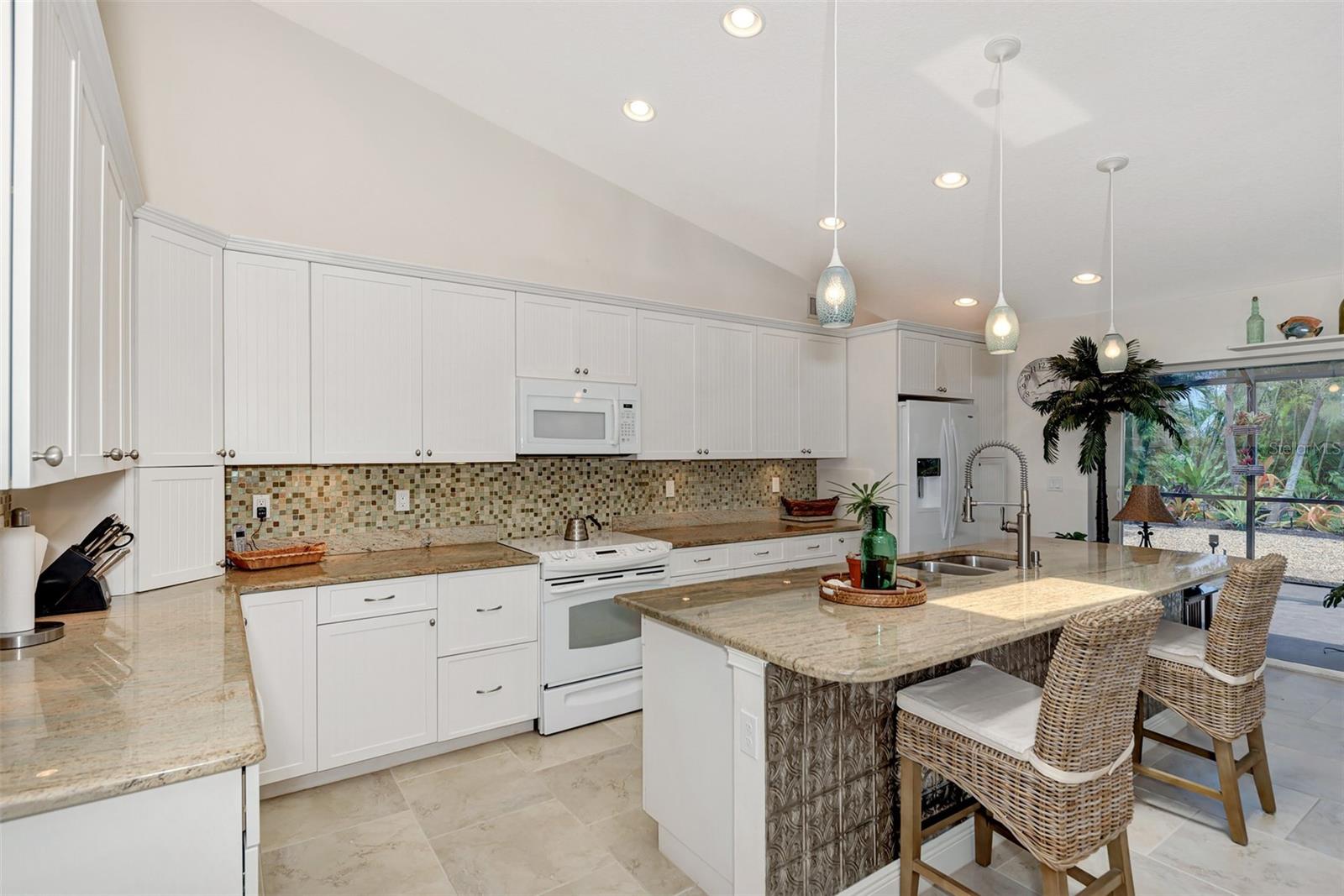 CASA DE MDWS - Residential