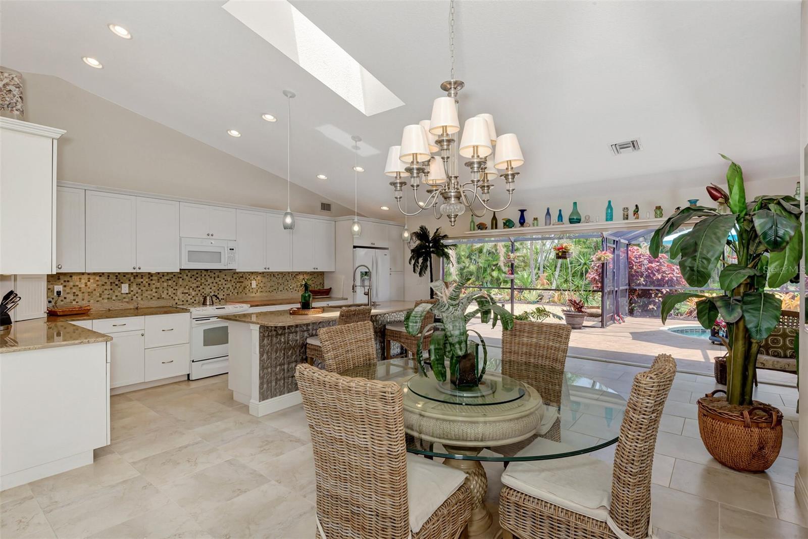 CASA DE MDWS - Residential