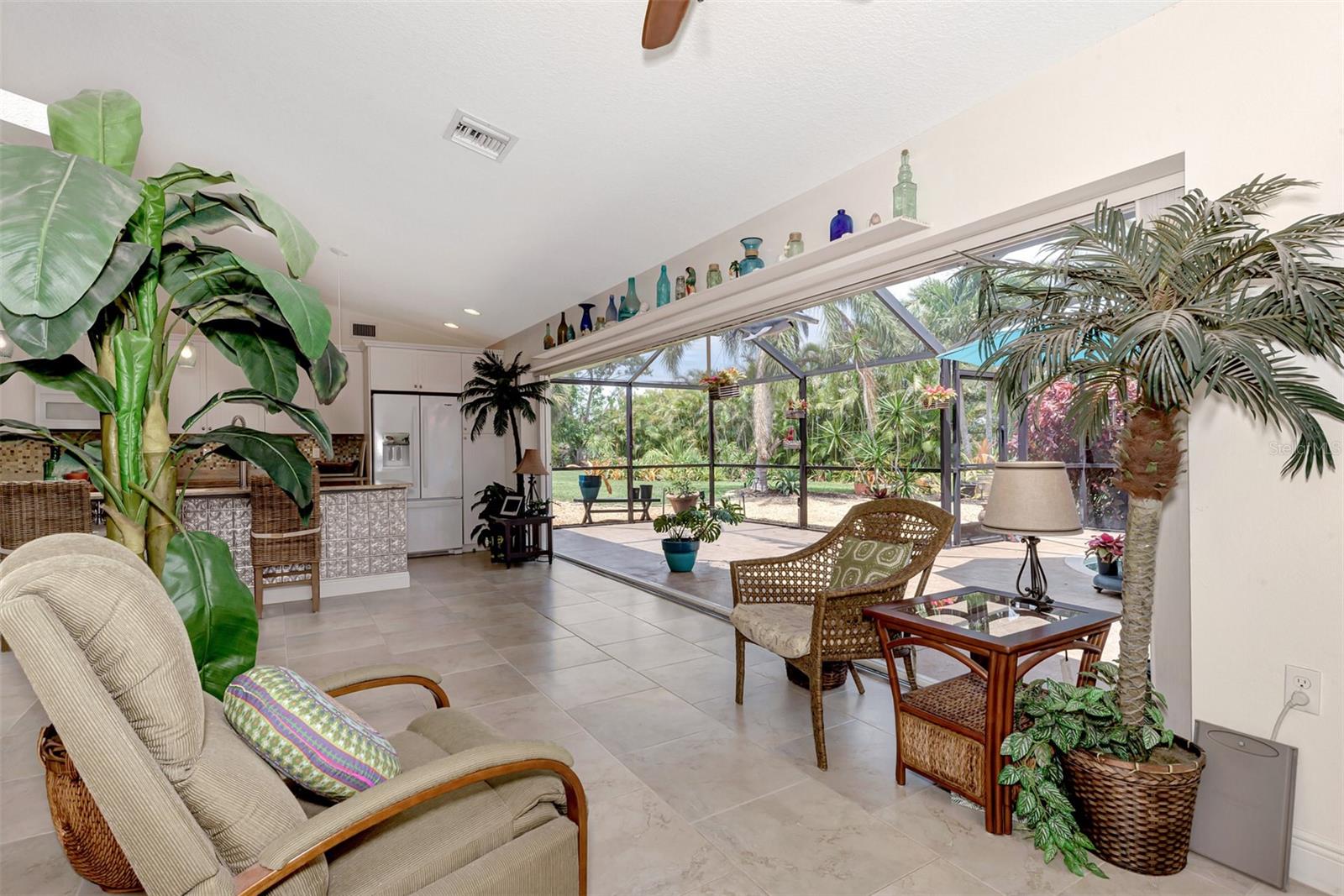 CASA DE MDWS - Residential