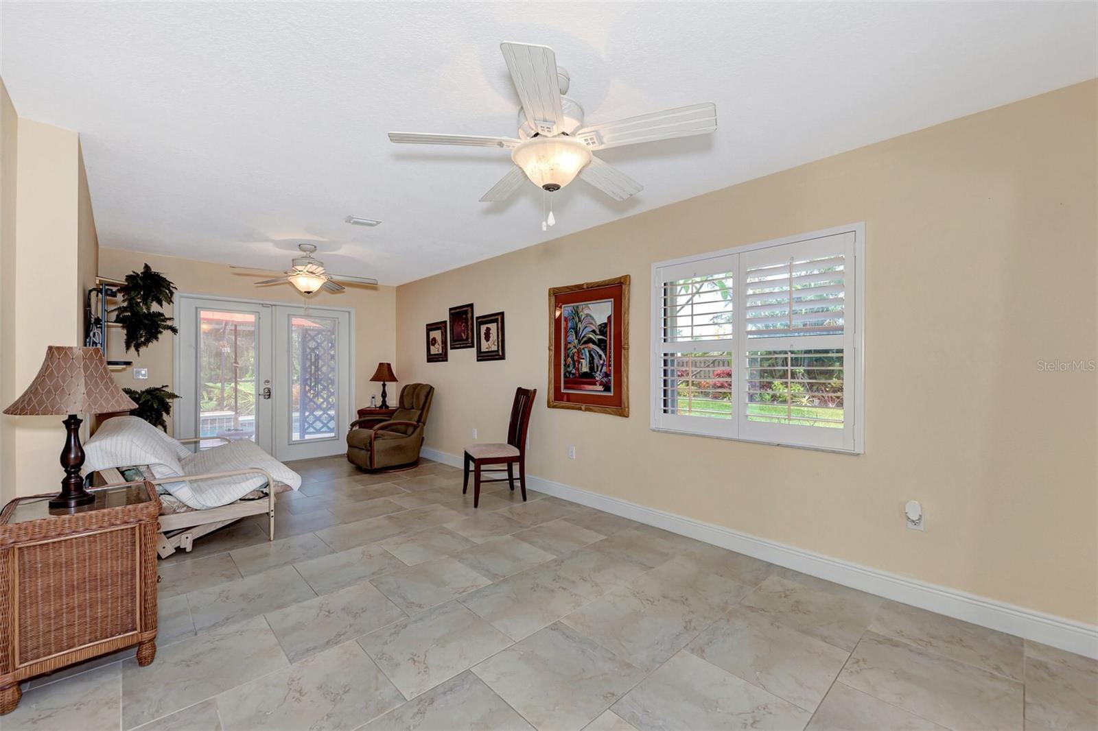 CASA DE MDWS - Residential