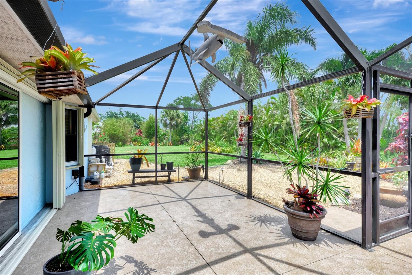 CASA DE MDWS - Residential