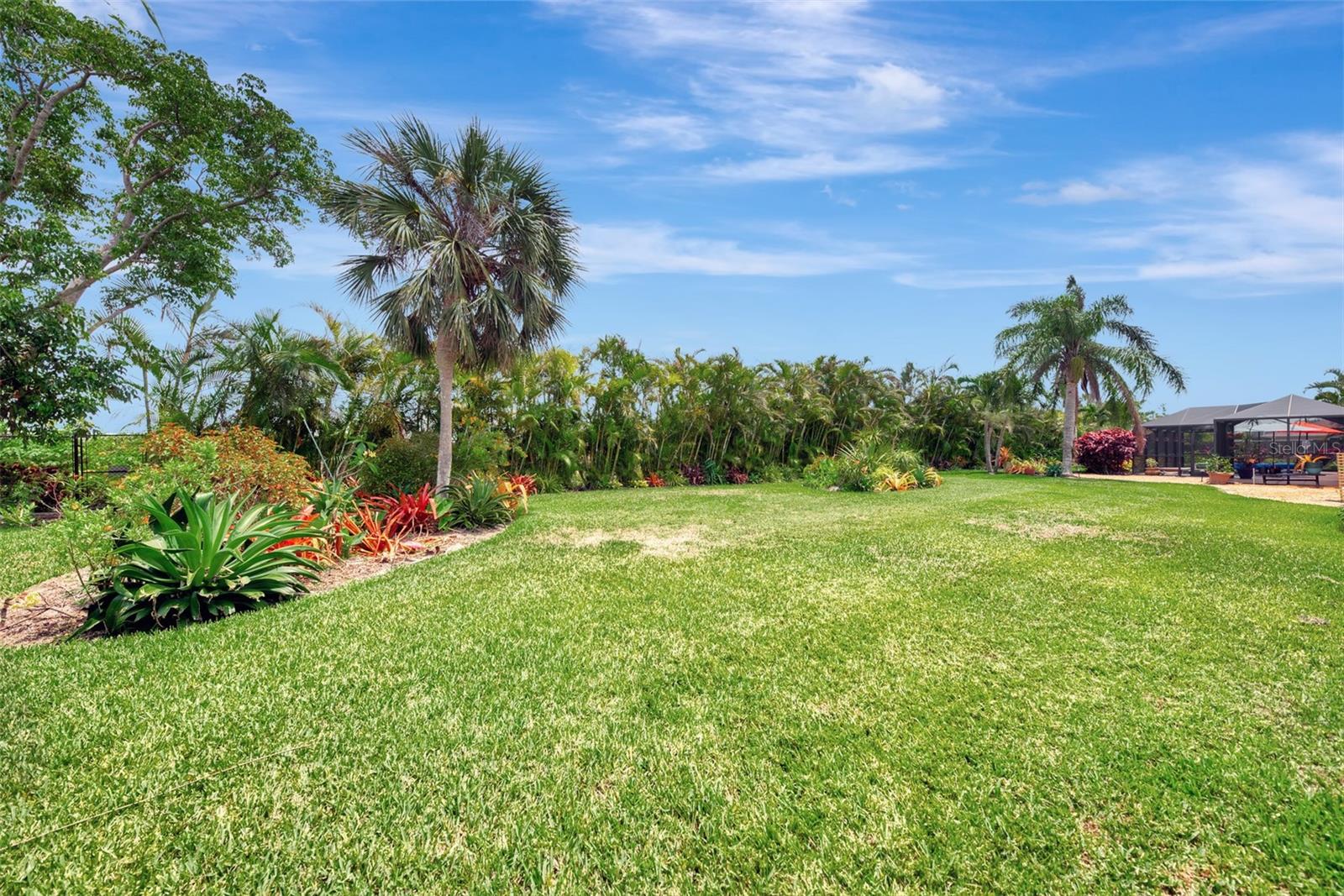 CASA DE MDWS - Residential