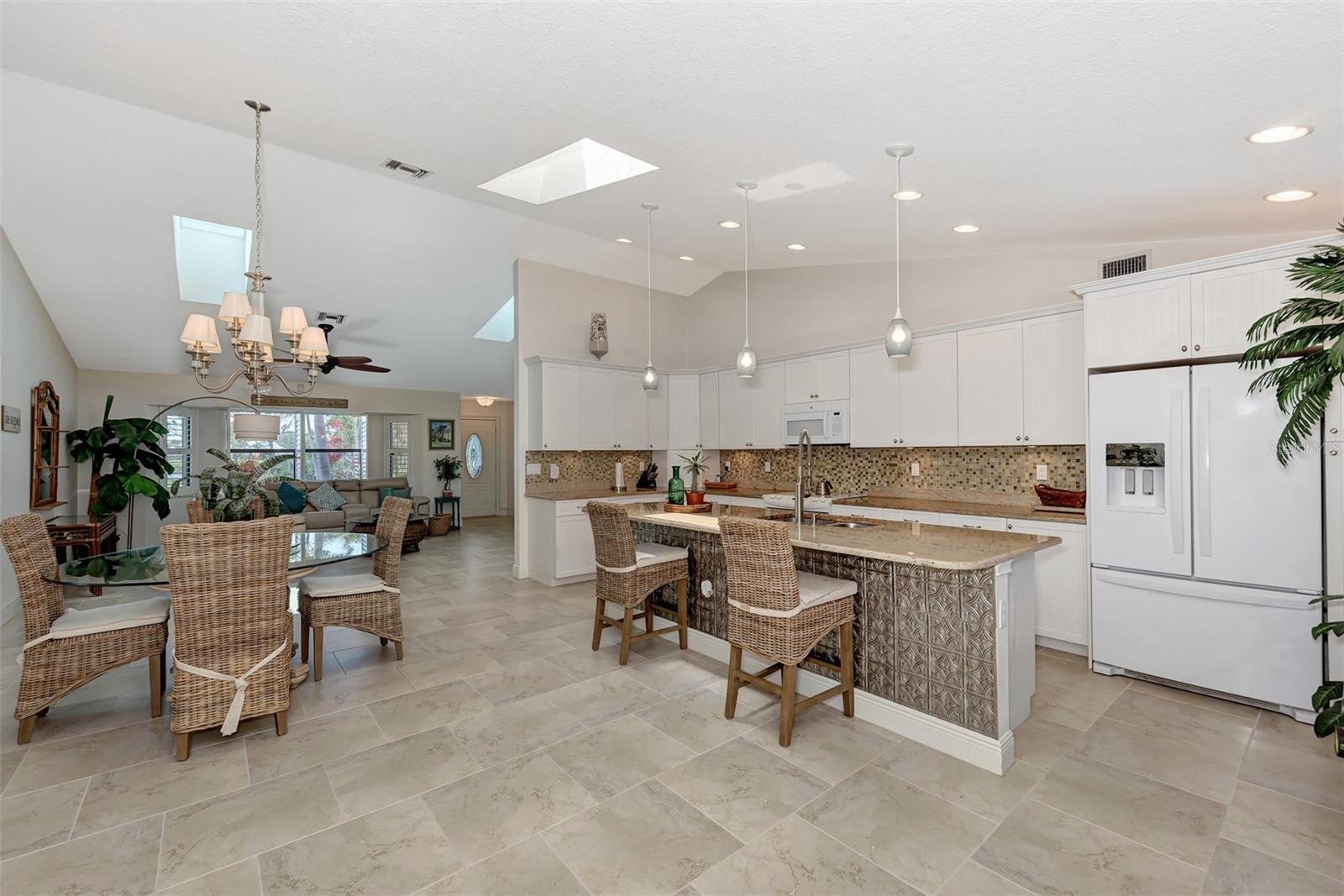 CASA DE MDWS - Residential