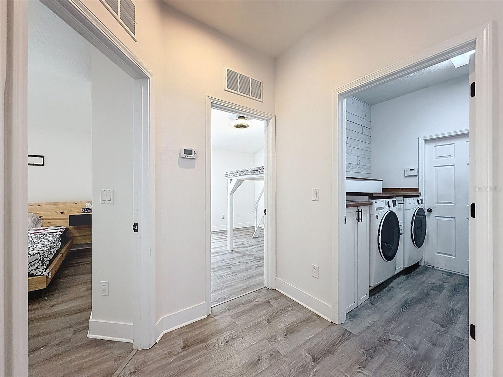 WATERS EDGE 02 - Residential