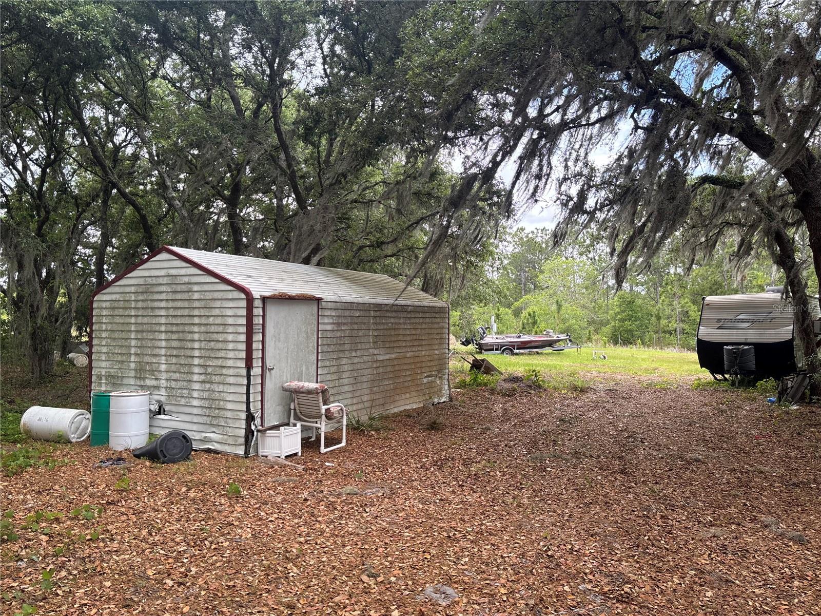 1700 W FROSTPROOF ROAD