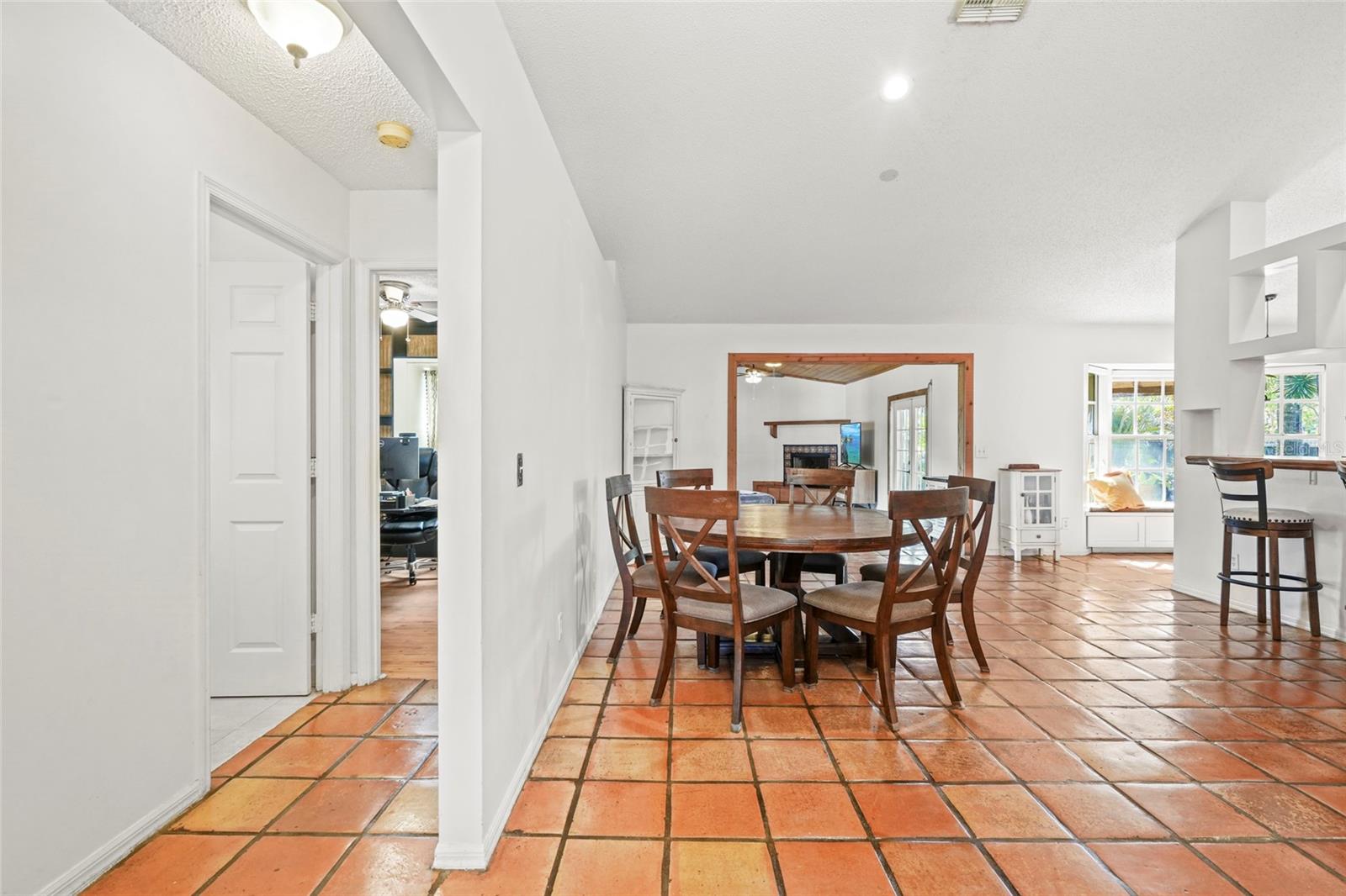 440 SW BRADSHAW CIRCLE