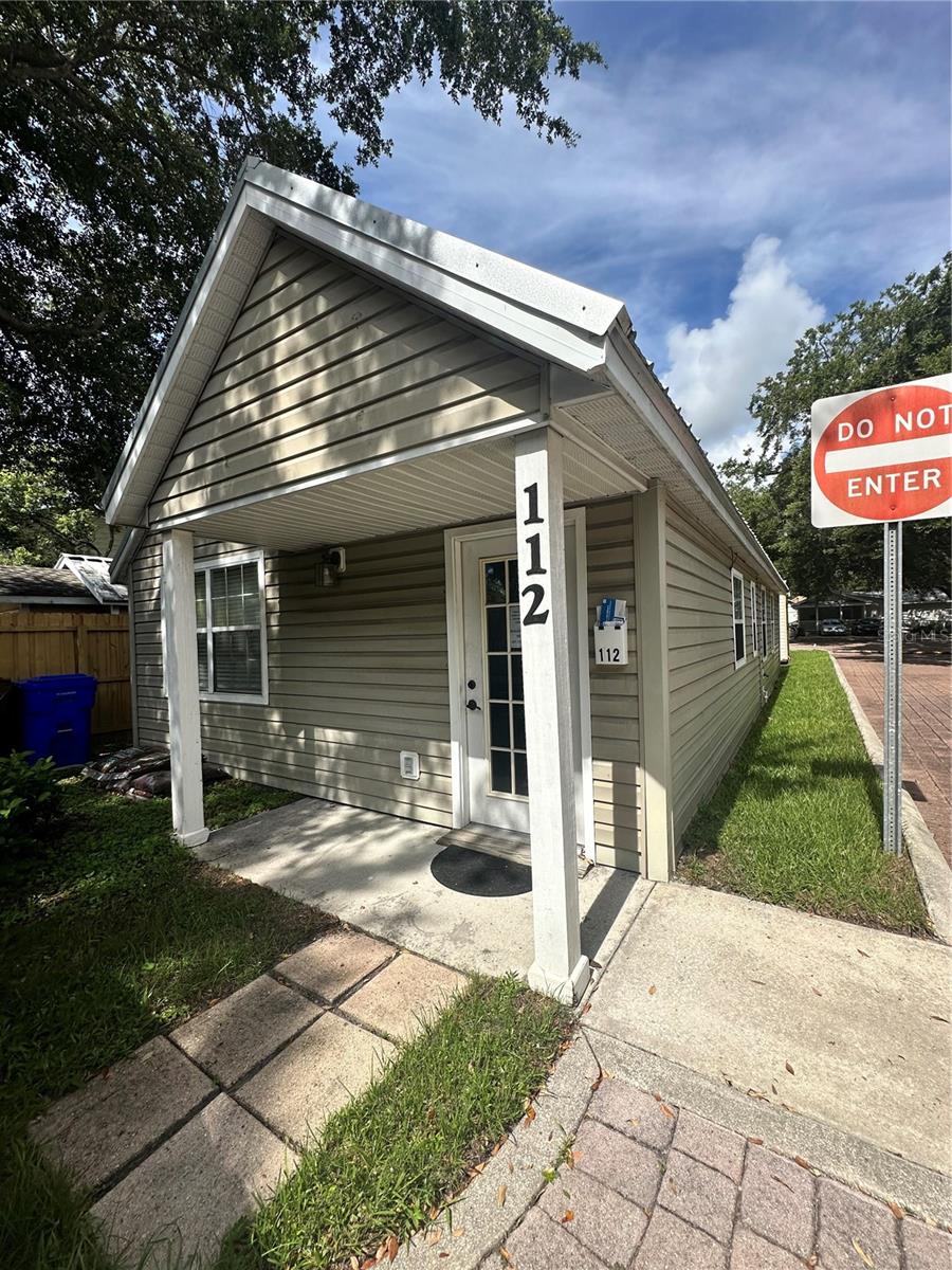 Discover the perfect location for your business in the heart of Downtown Kissimmee. This professional office space features four private offices, a welcoming lobby/reception area, and a convenient kitchenette—ideal for small businesses, startups, or professional practices.
Located just steps from local restaurants, coffee shops, and retail, this property offers both convenience and visibility in one of Kissimmee’s most active business districts. Property features 4 private offices, Small lobby/reception area, Kitchenette, Prime downtown location near dining, retail, and coffee shops. Excellent accessibility for clients and staff. Whether you’re looking for a collaborative workspace for your team or a professional setting for client meetings, this space provides the right mix of functionality and location.