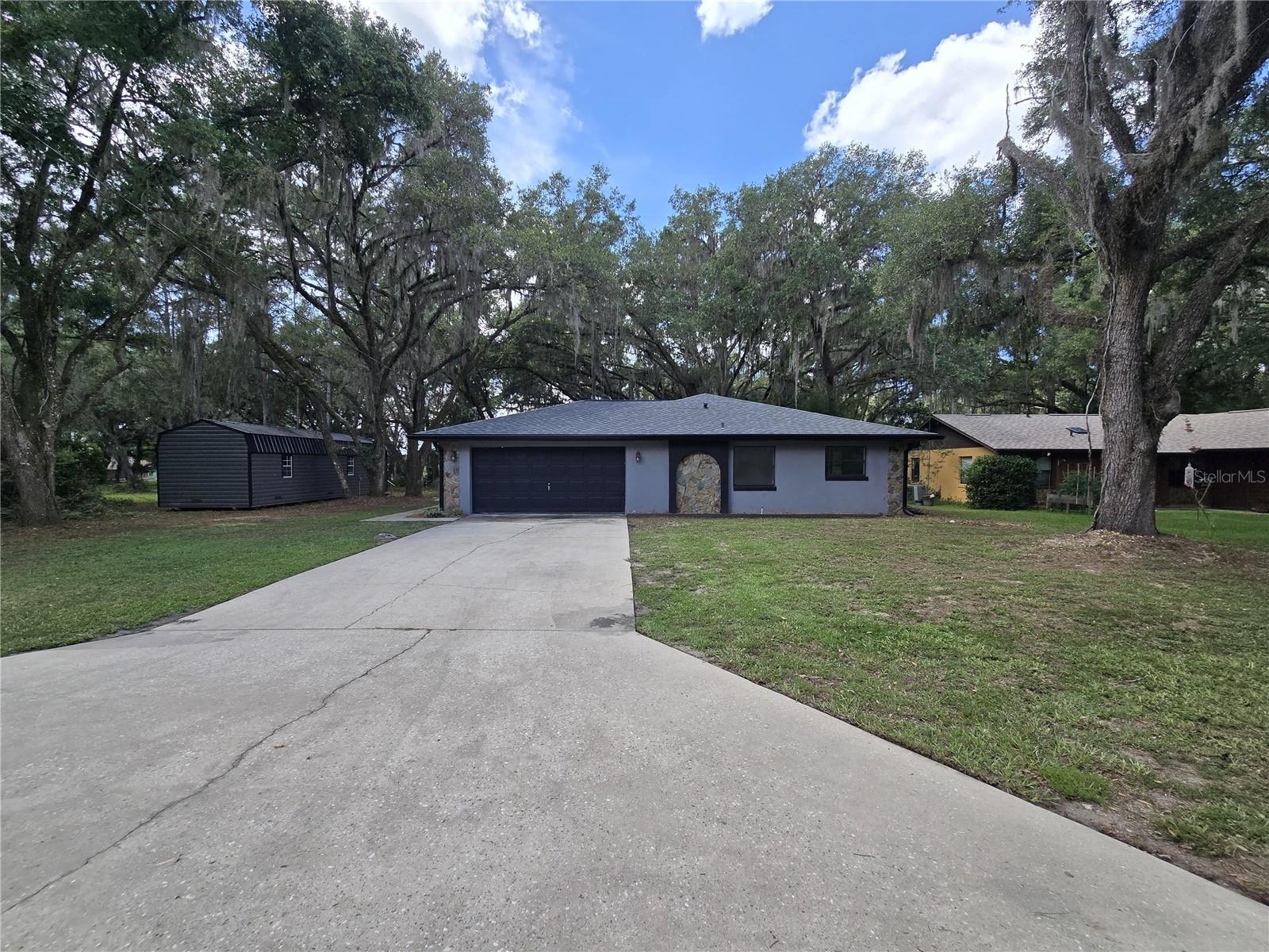 3512 SW SHOREWOOD DRIVE