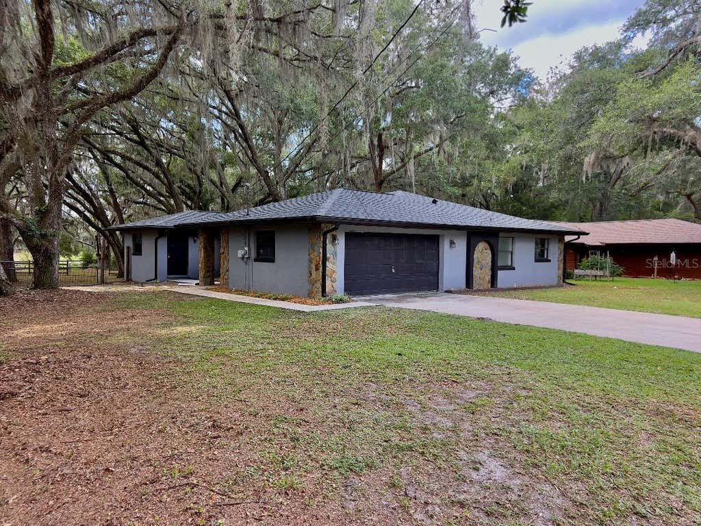Photo of 3512 SW Shorewood Drive, Dunnellon, FL 34431 (MLS # OM726663)