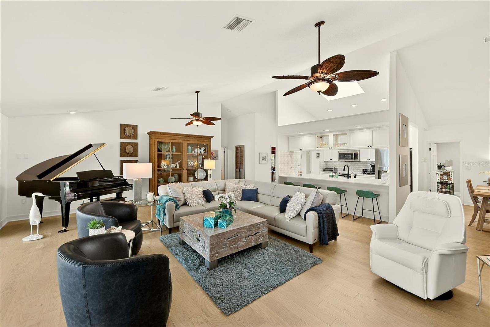 LAKE PARK UNIT IV - Residential