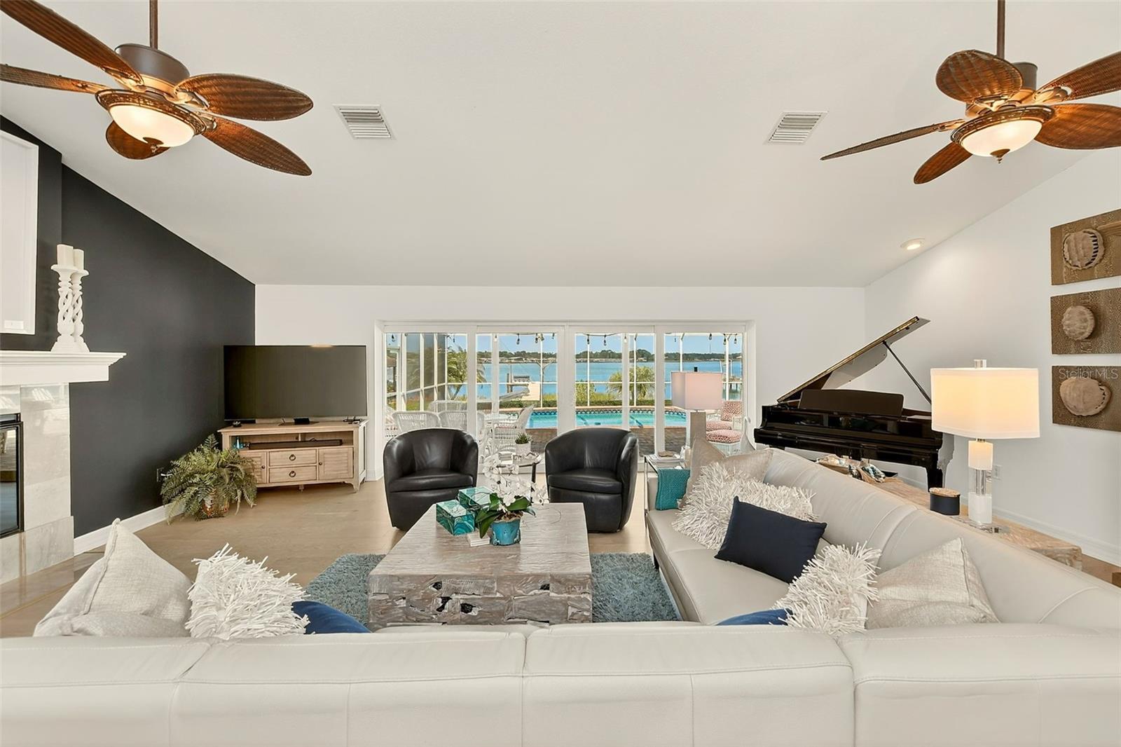 LAKE PARK UNIT IV - Residential