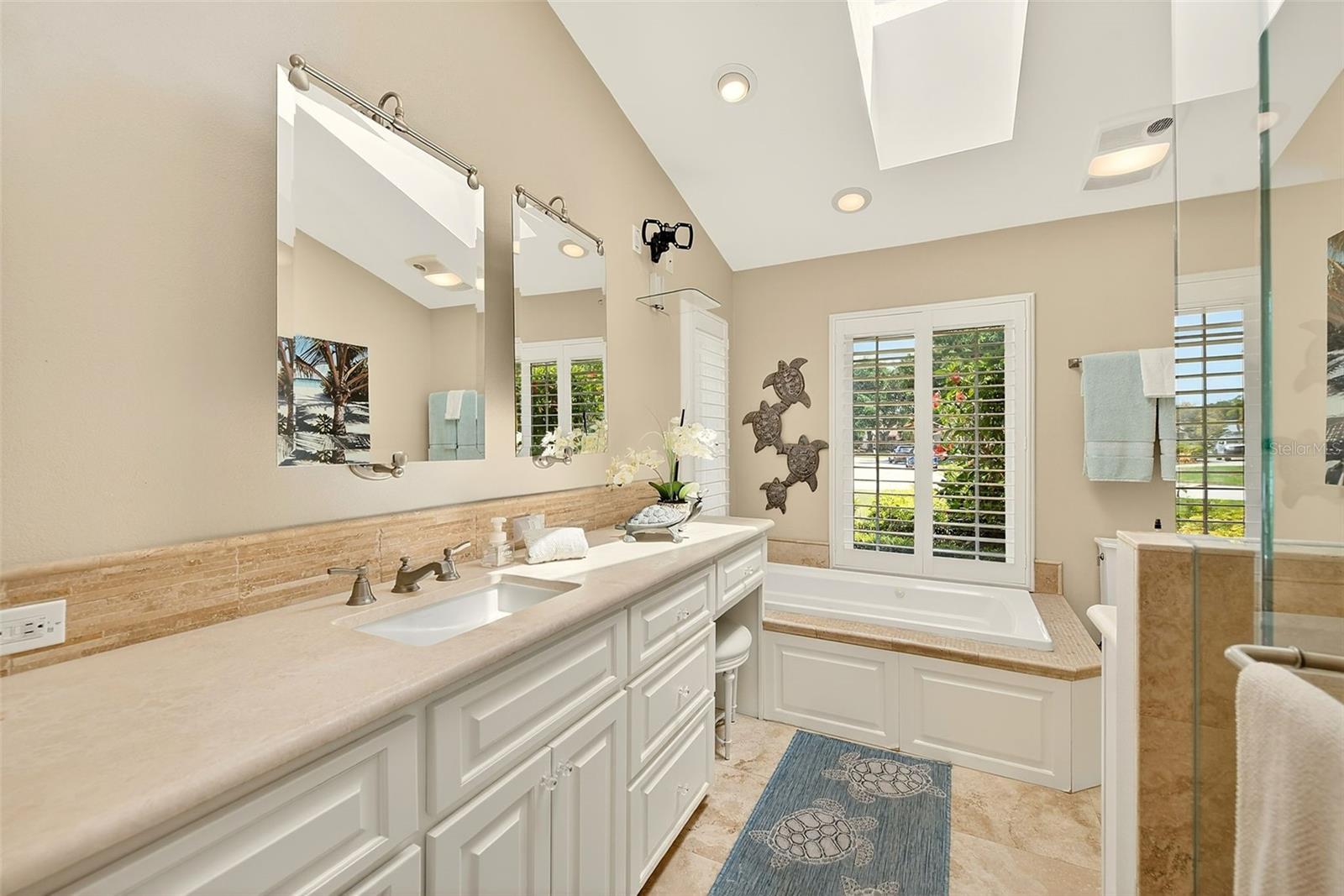 LAKE PARK UNIT IV - Residential