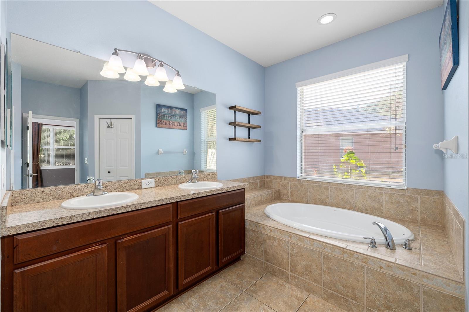 CHANNING PARK - Residential