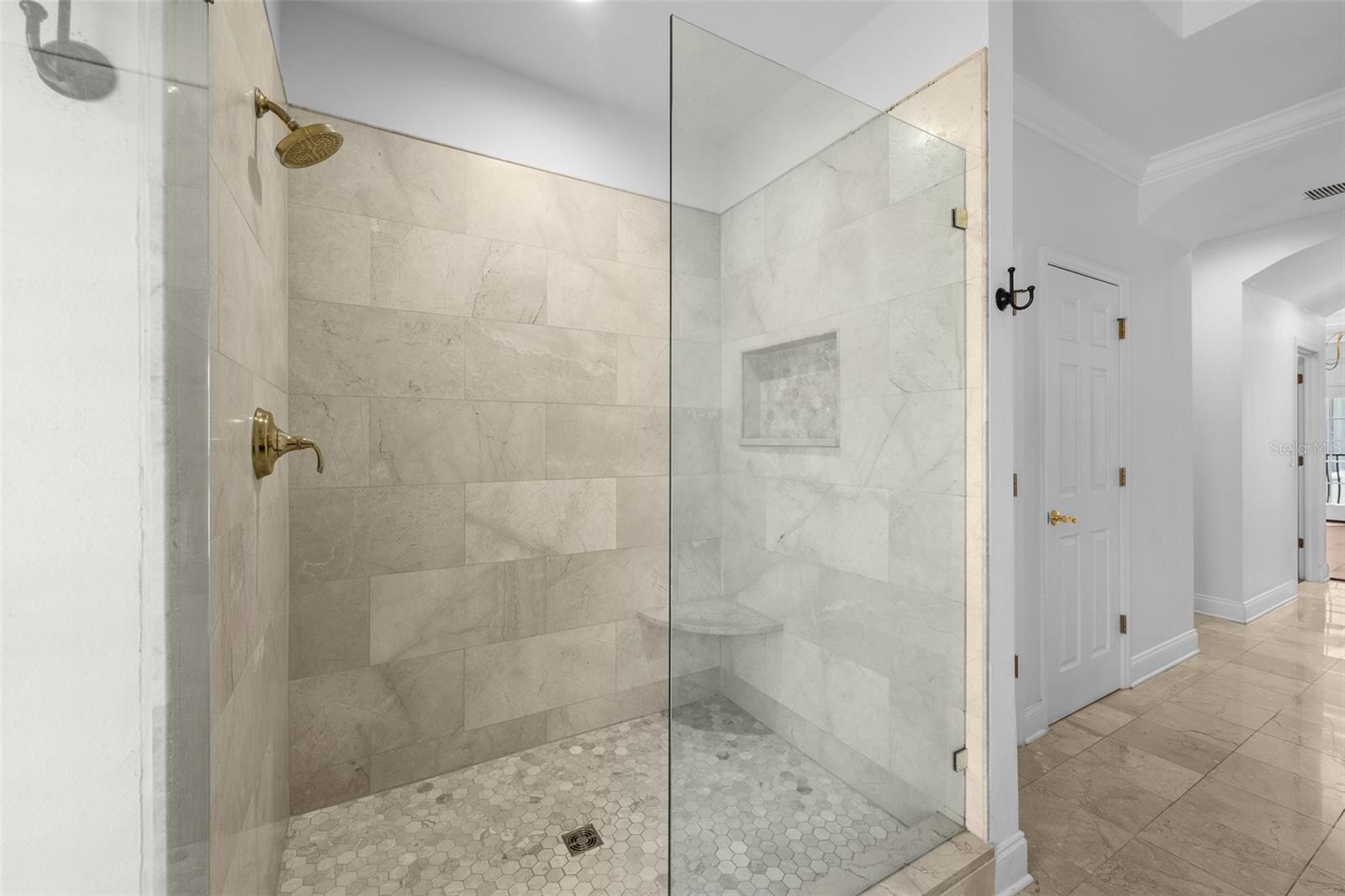 DAVIS ISLANDS PB10 PG52 TO 57 - Residential