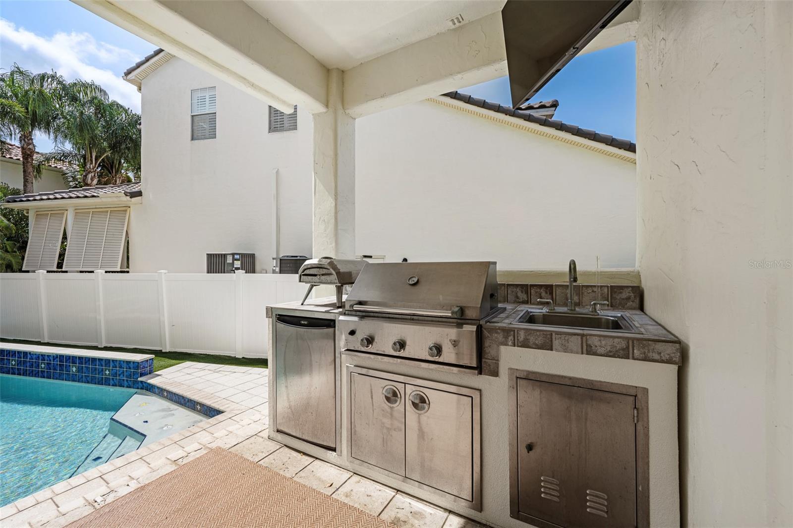 DAVIS ISLANDS PB10 PG52 TO 57 - Residential