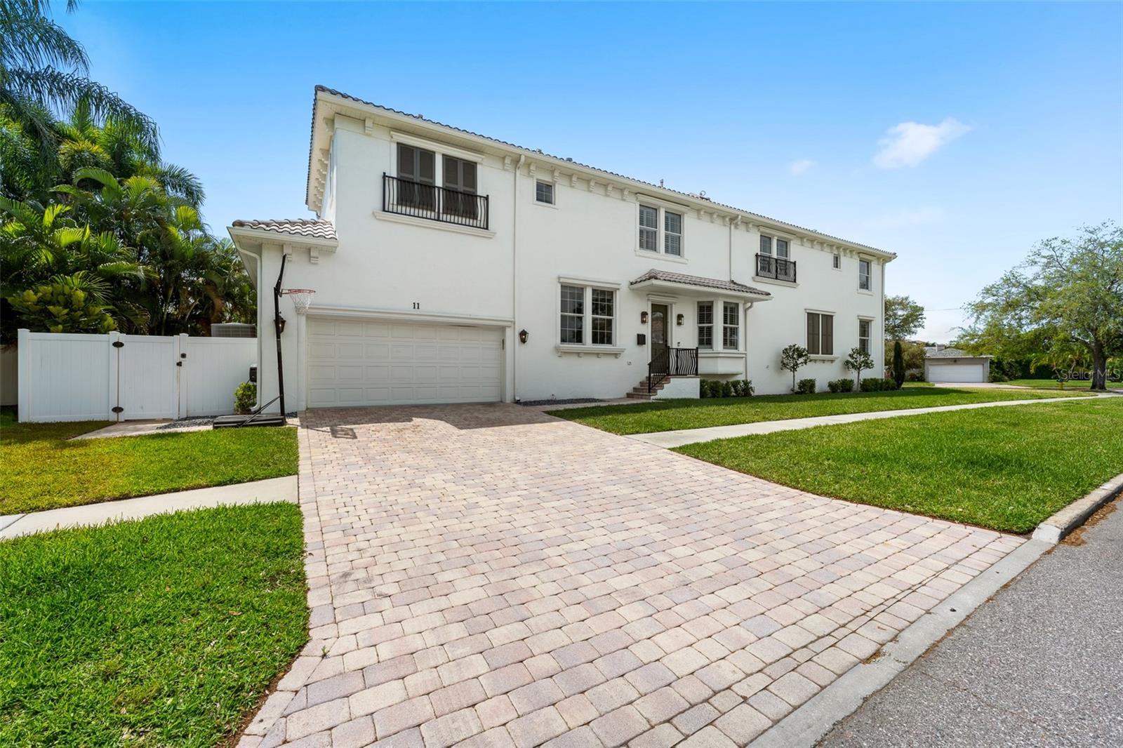 DAVIS ISLANDS PB10 PG52 TO 57 - Residential