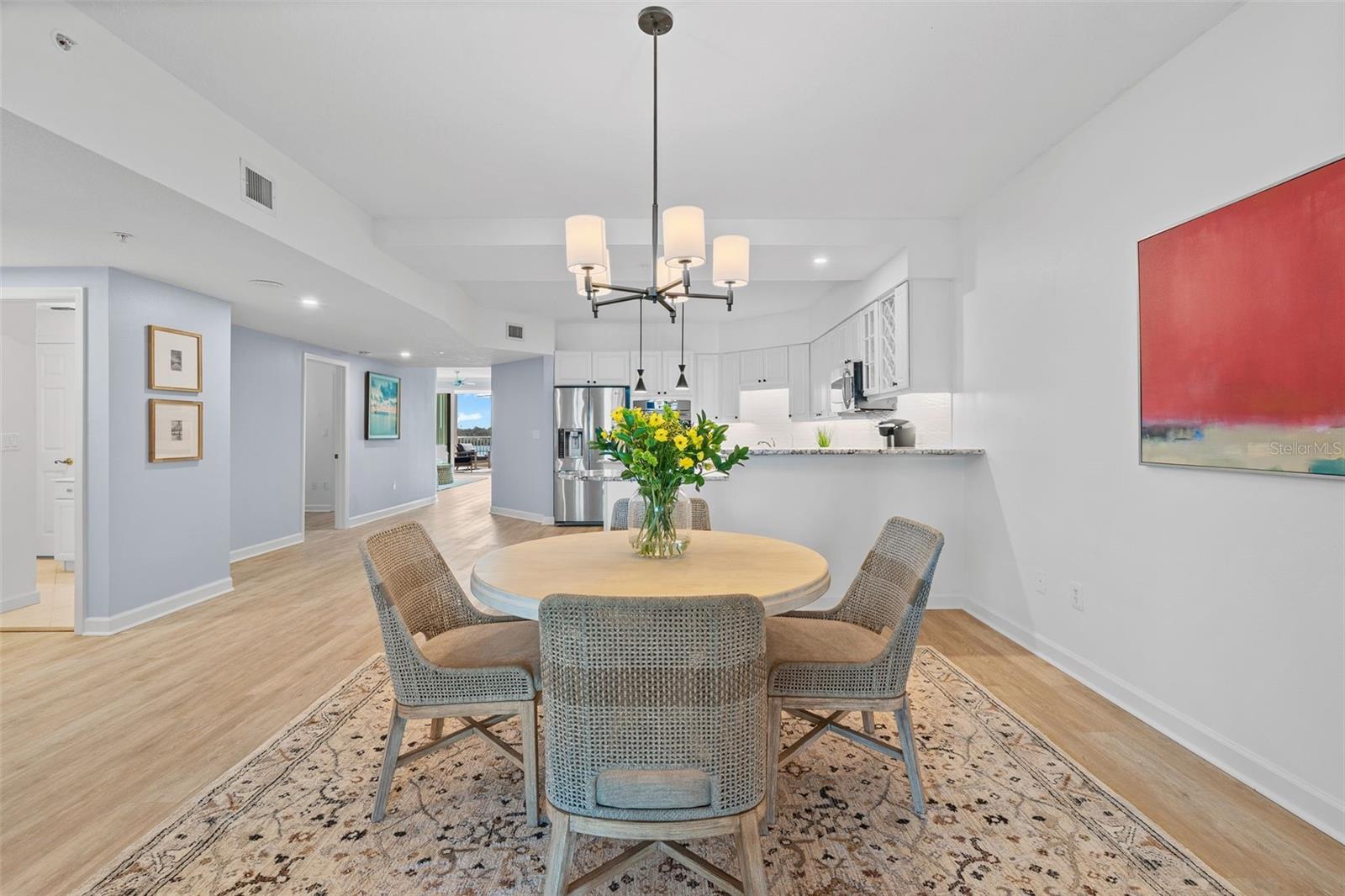 DOLPHIN BAY - Residential