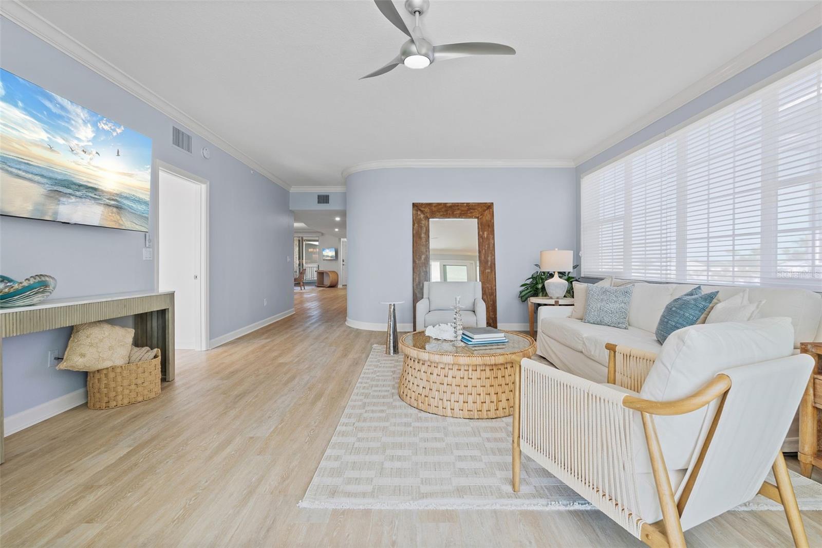 DOLPHIN BAY - Residential