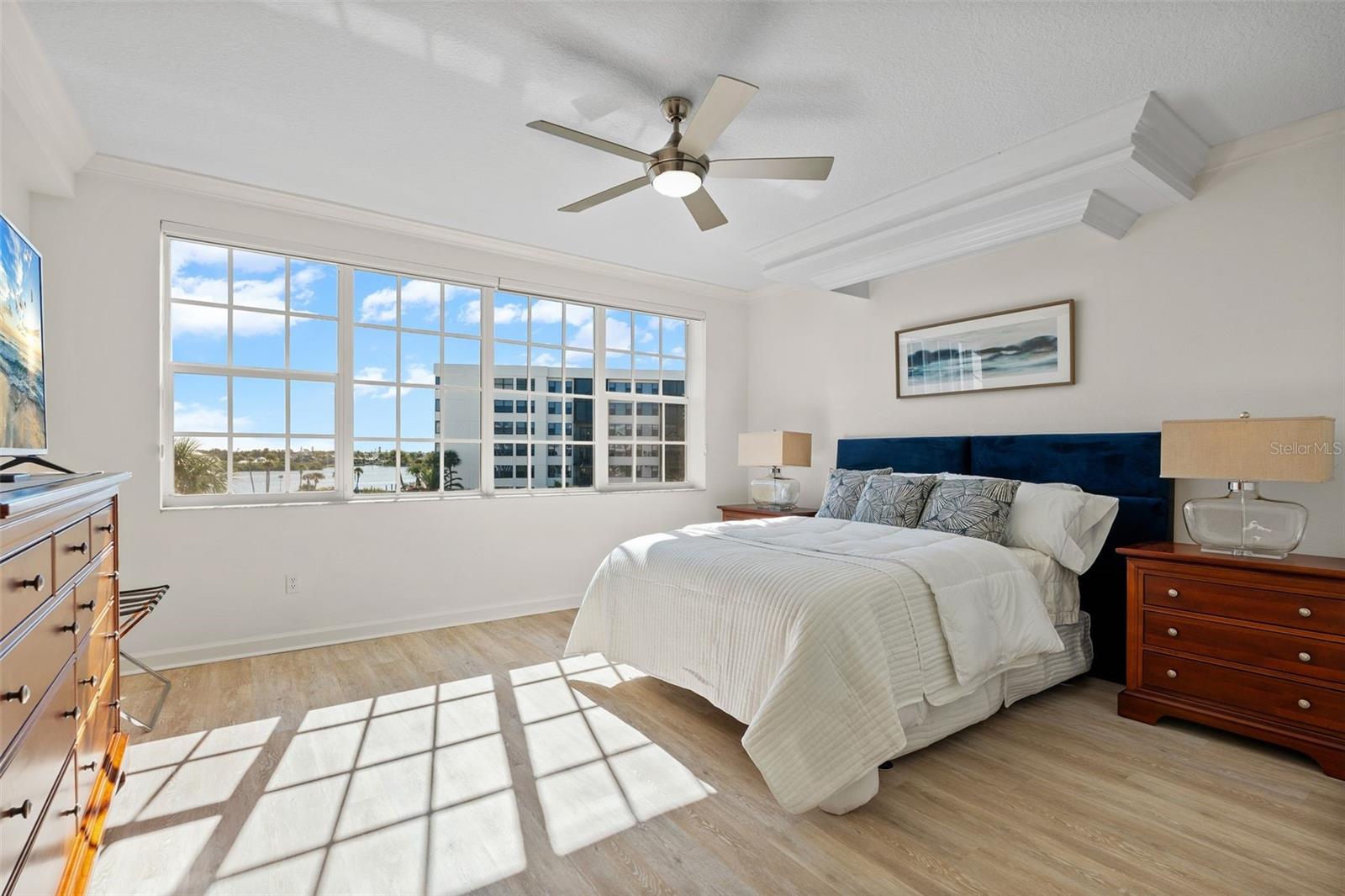 DOLPHIN BAY - Residential