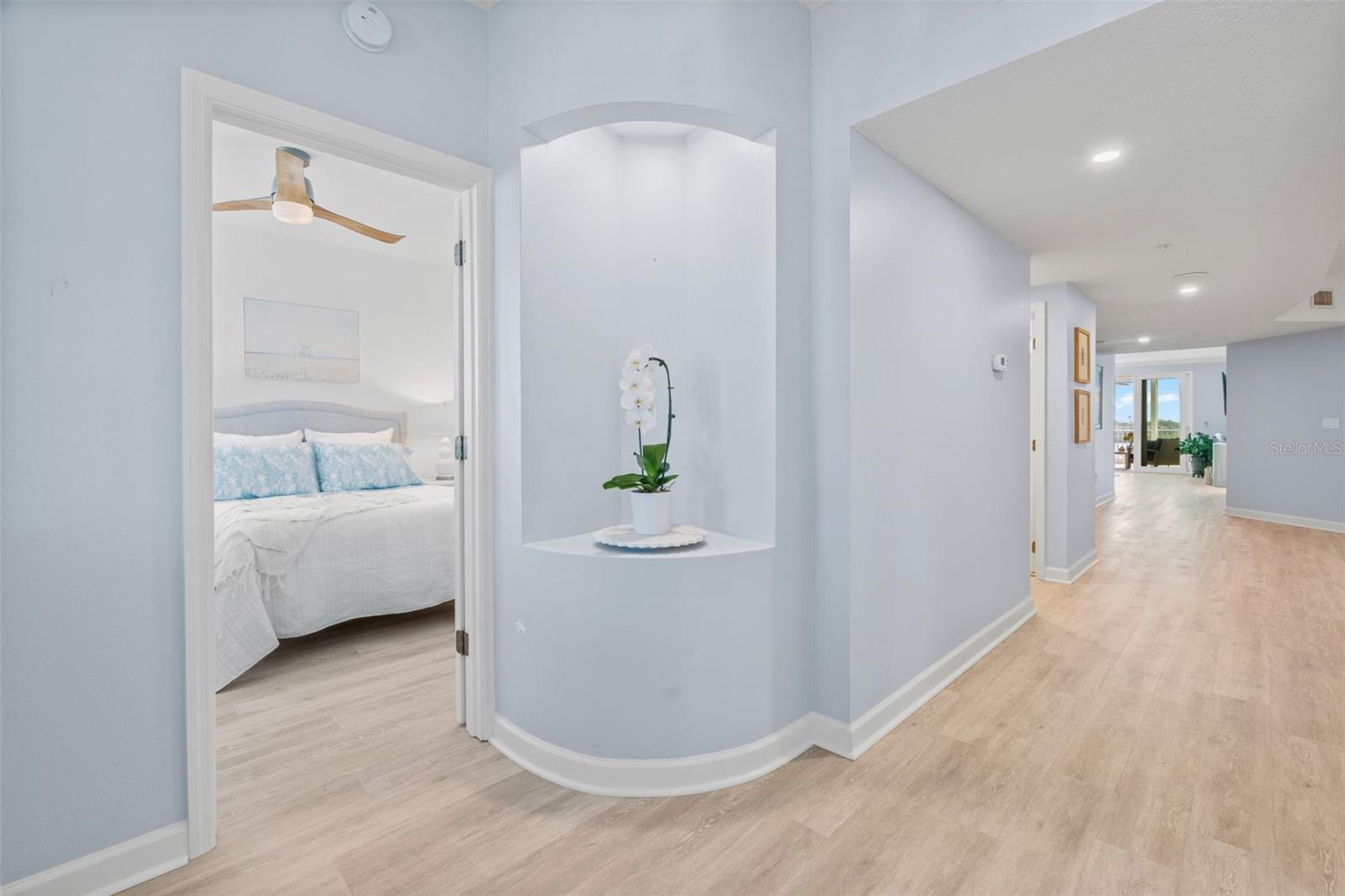 1240 DOLPHIN BAY WAY 401