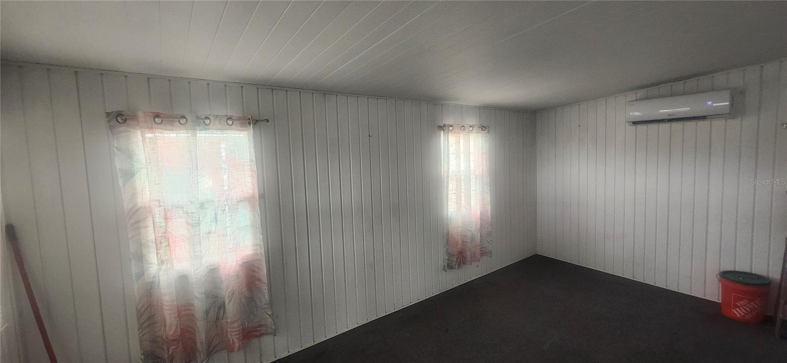 SENATE MANOR UNREC - Residential