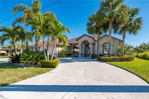 A home in PUNTA GORDA