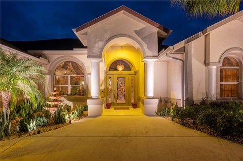 A home in PUNTA GORDA