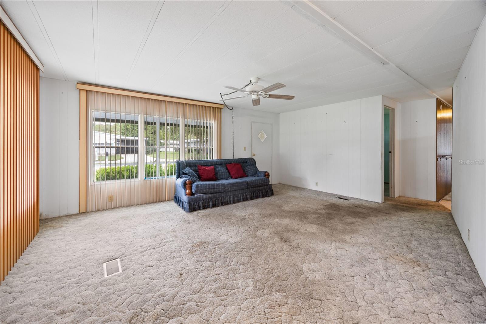 OCALA EAST VILLAS UN 01 - Residential