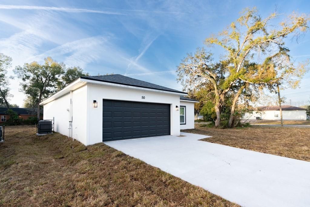 Photo of 50 W 12th Street, Apopka, FL 32703 (MLS # O6404602)