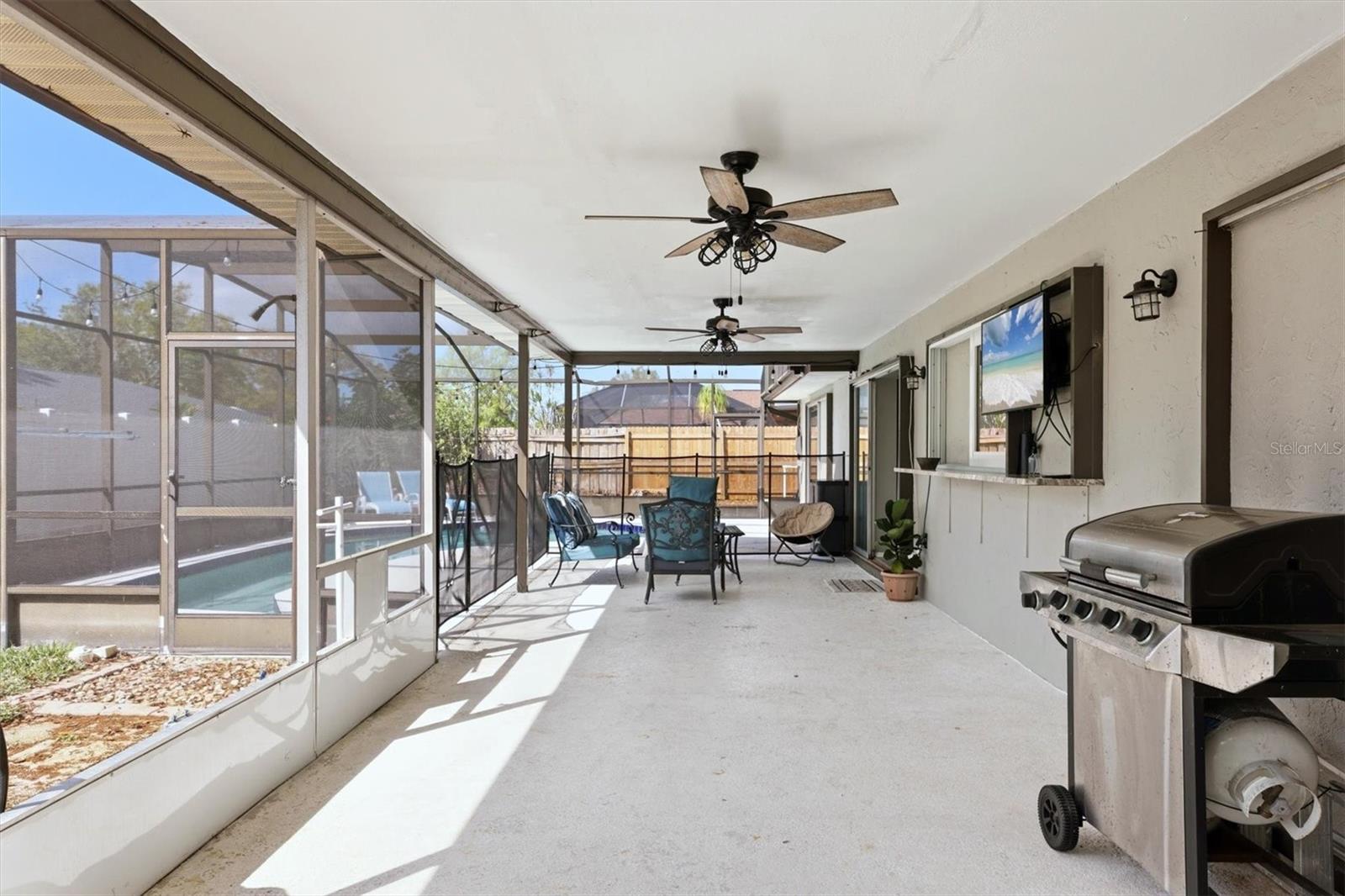 PINE LAKES - Residential