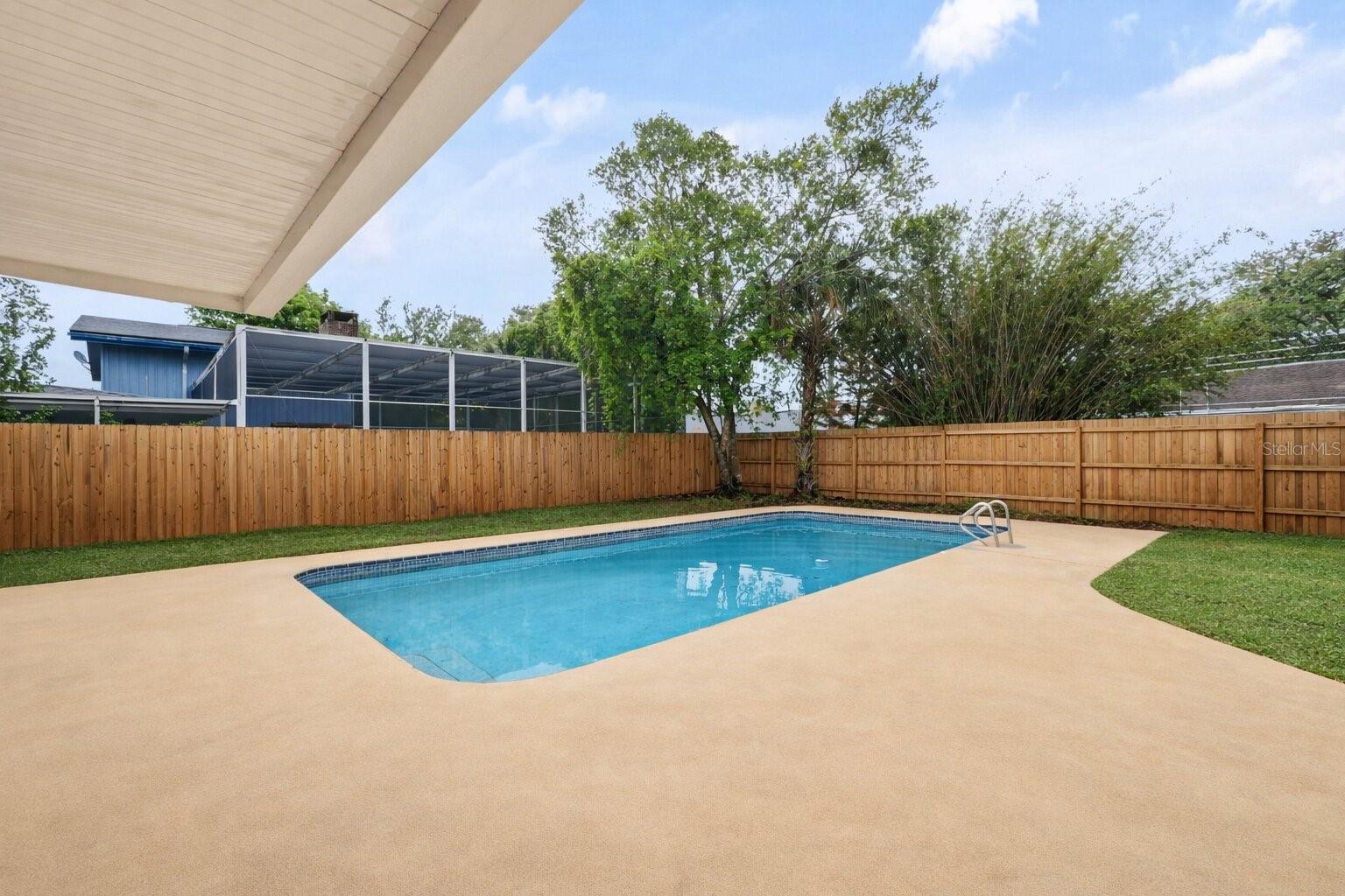 ENGLISH WOODS - Residential