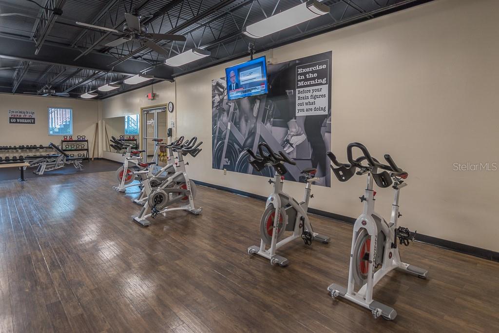 ON TOP OF THE WORLD - Residential