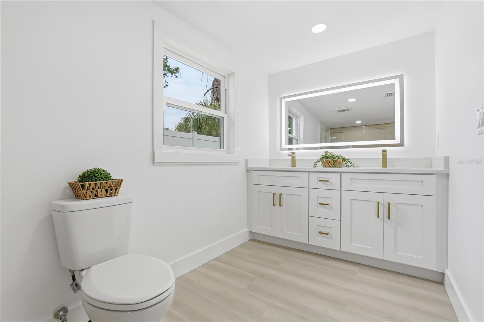 BAYHAVEN - Residential