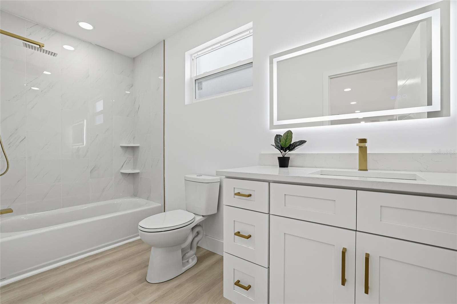 BAYHAVEN - Residential